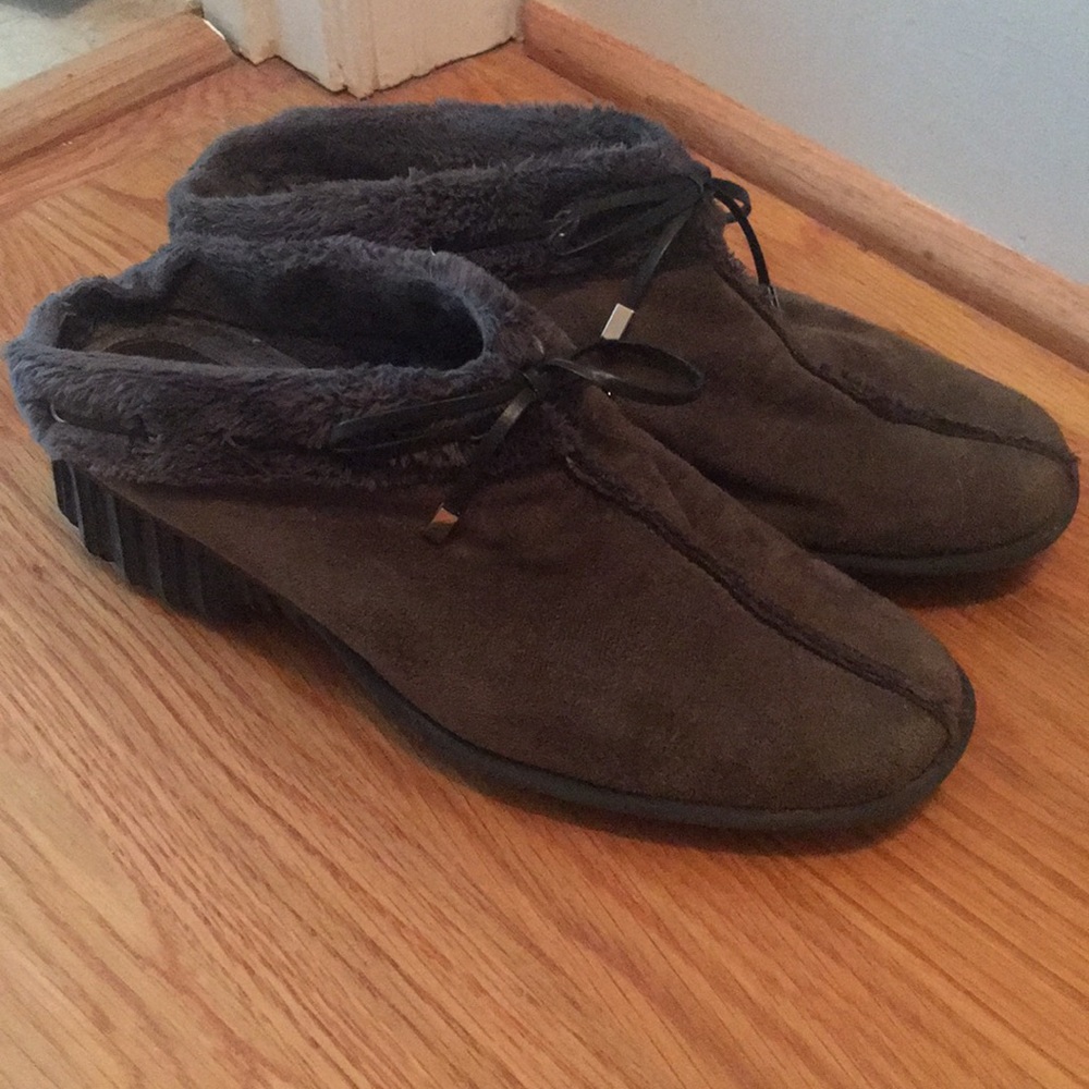 Cute furry Mules